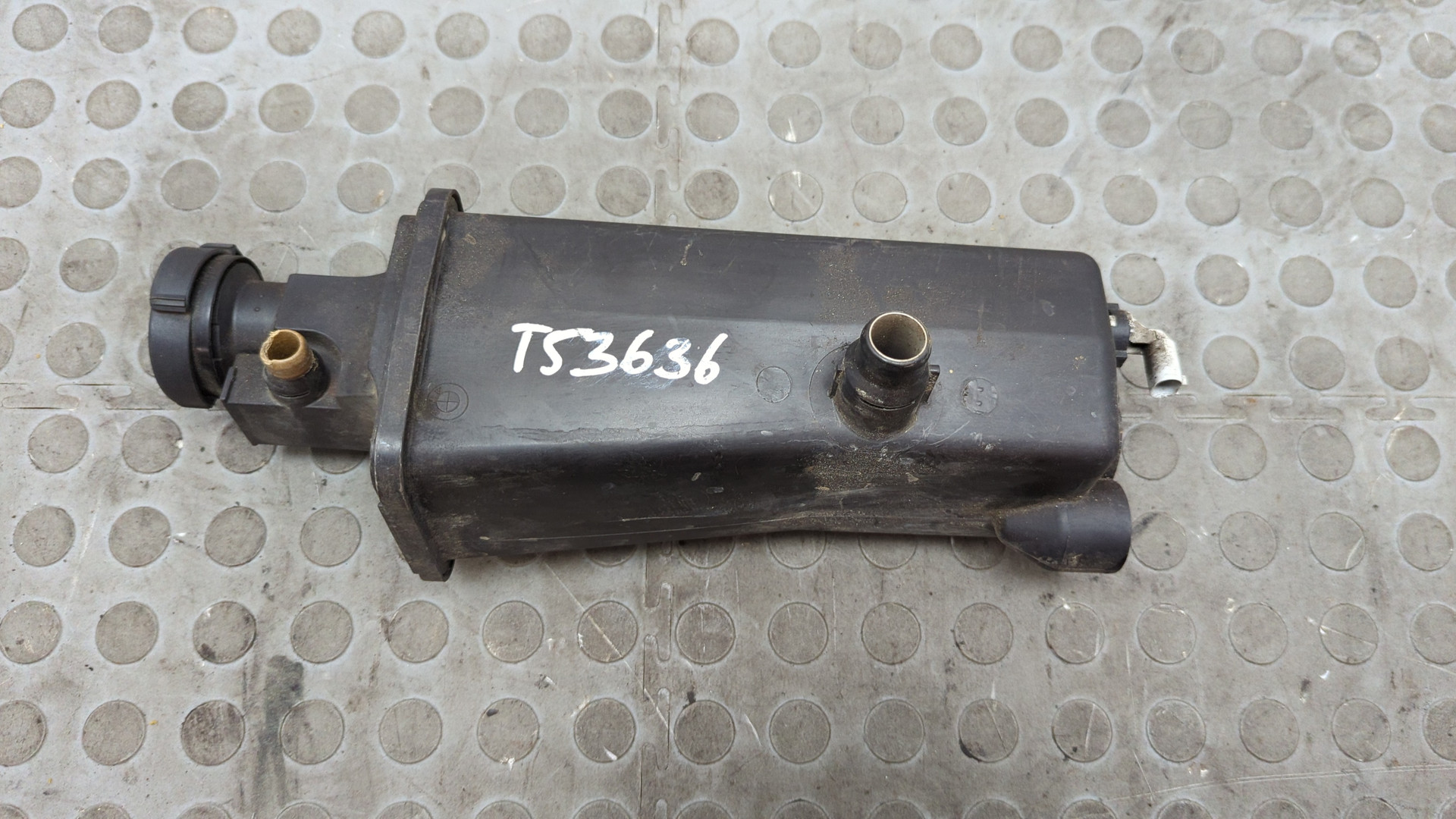 Бачок расширительный