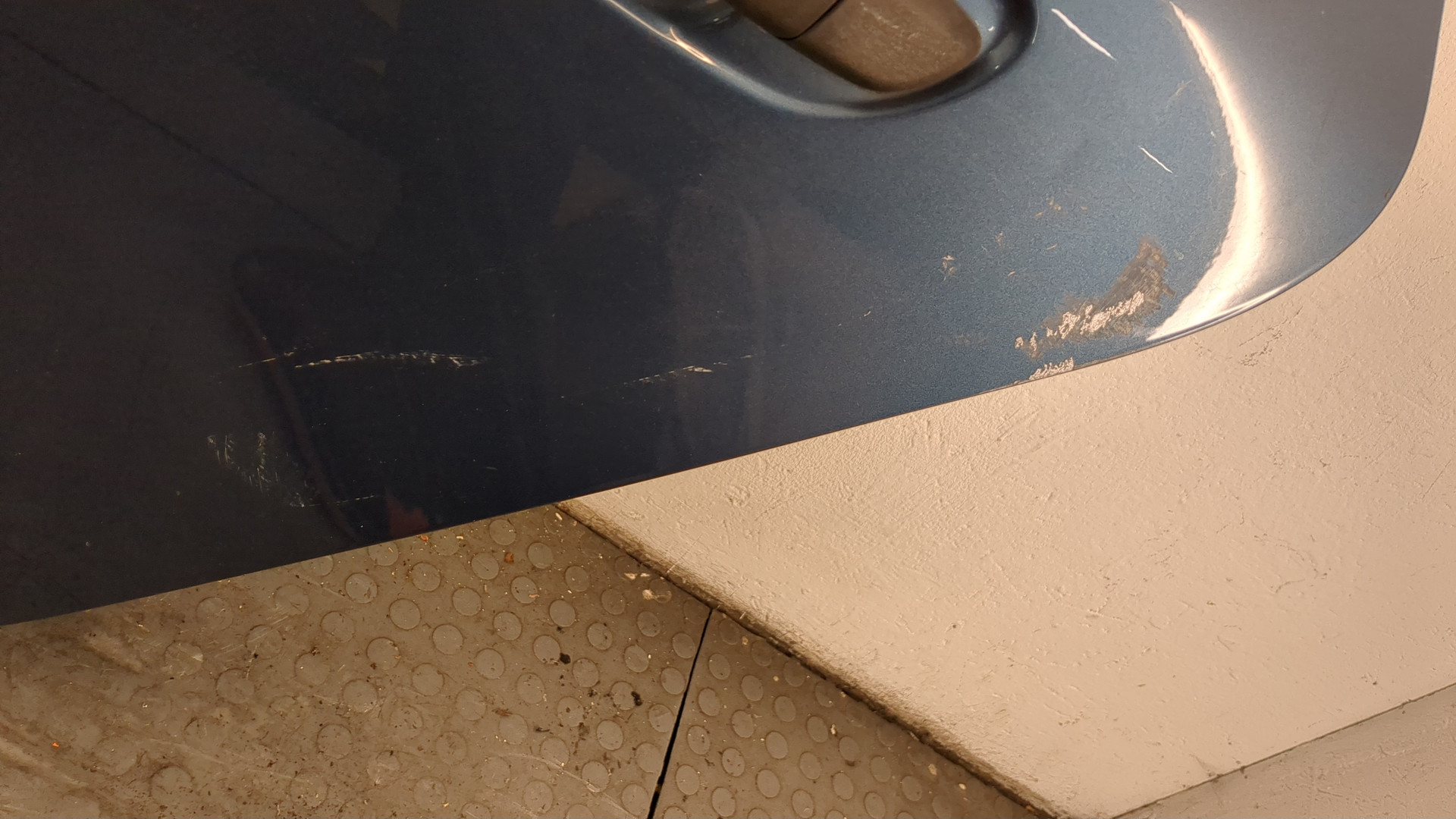 Дверь задняя левая