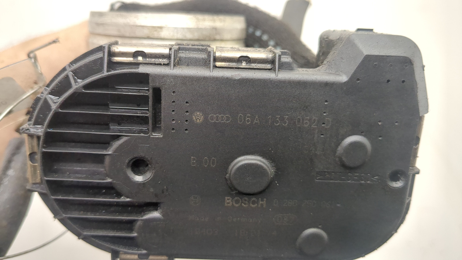 Заслонка дроссельная электрическая