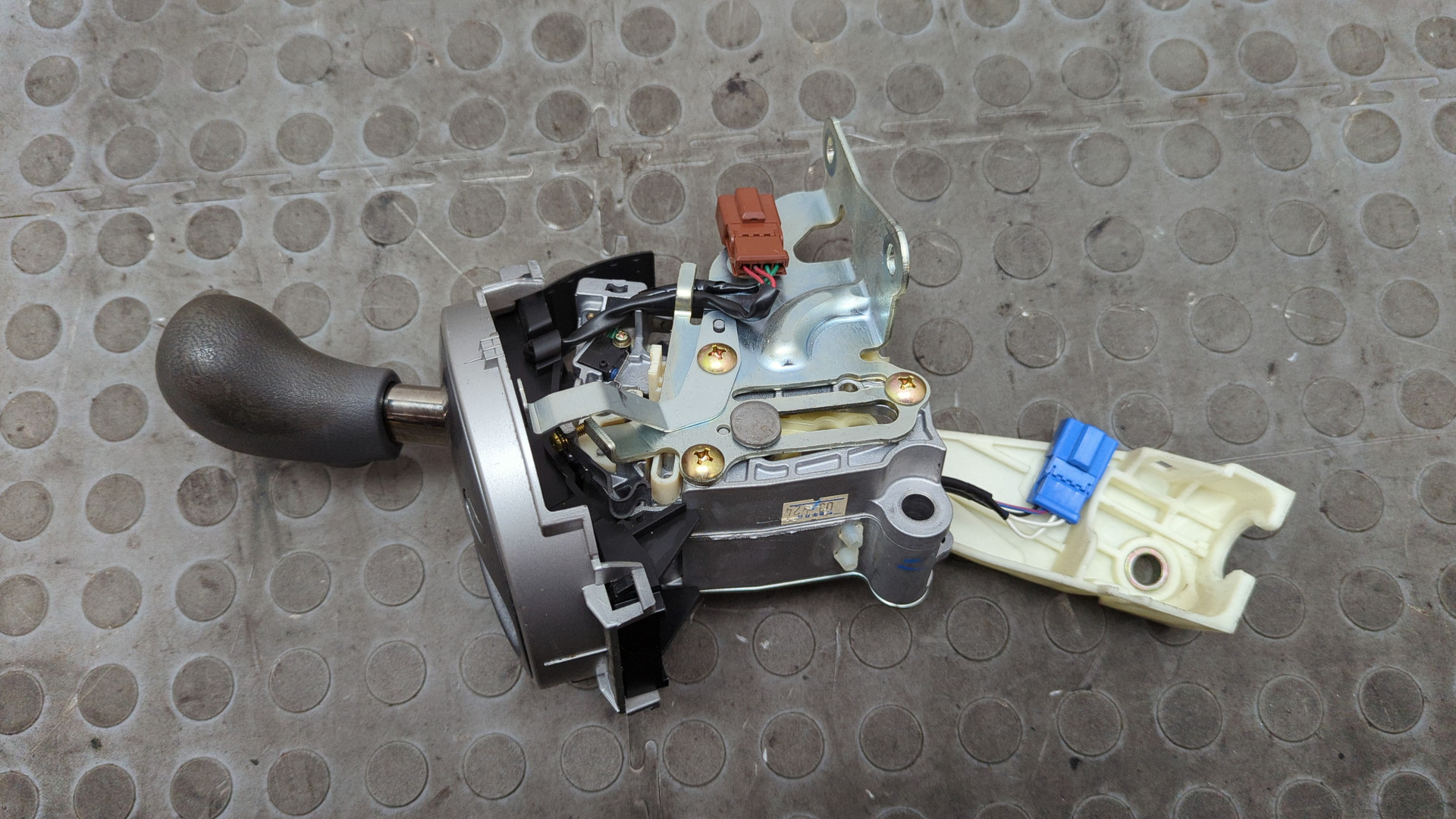 Кулиса МКПП / АКПП