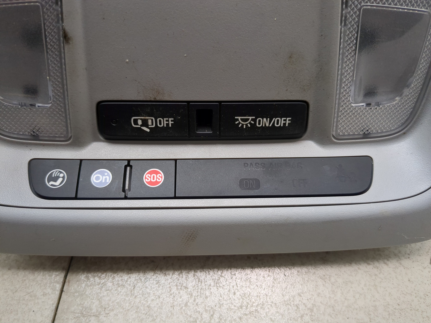 Плафон салонный