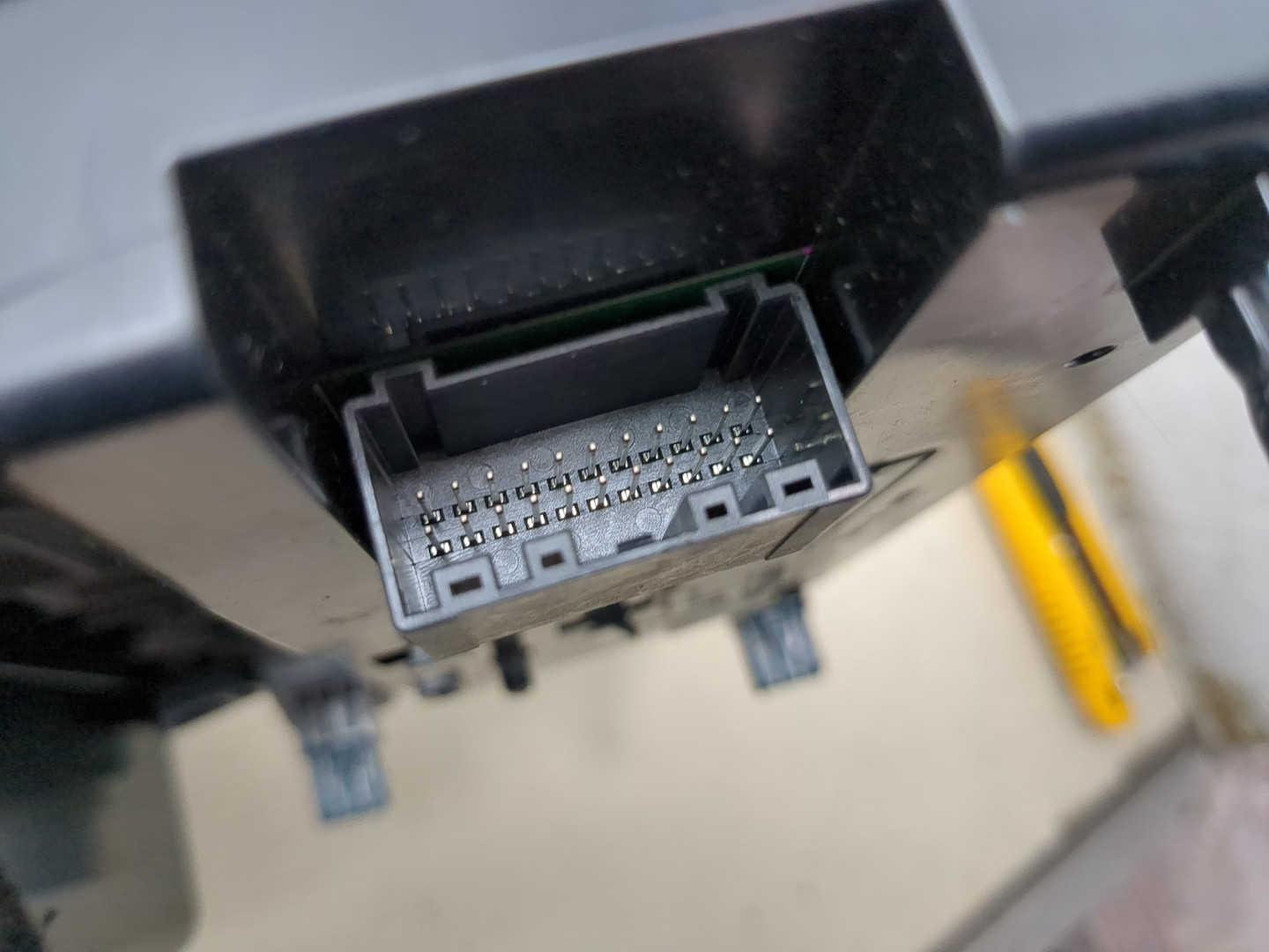 Плафон салонный