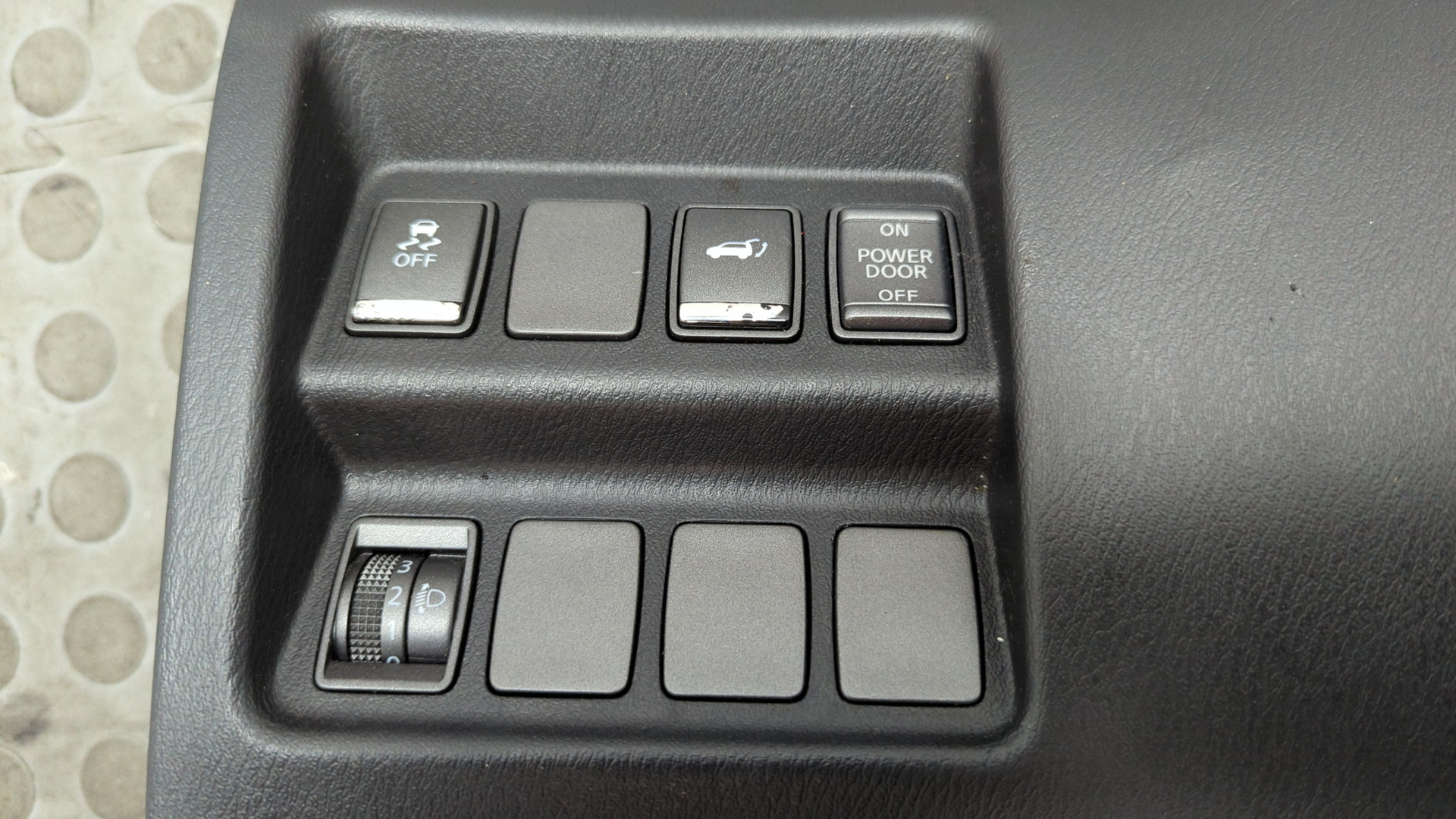 Кожух рулевой колонки