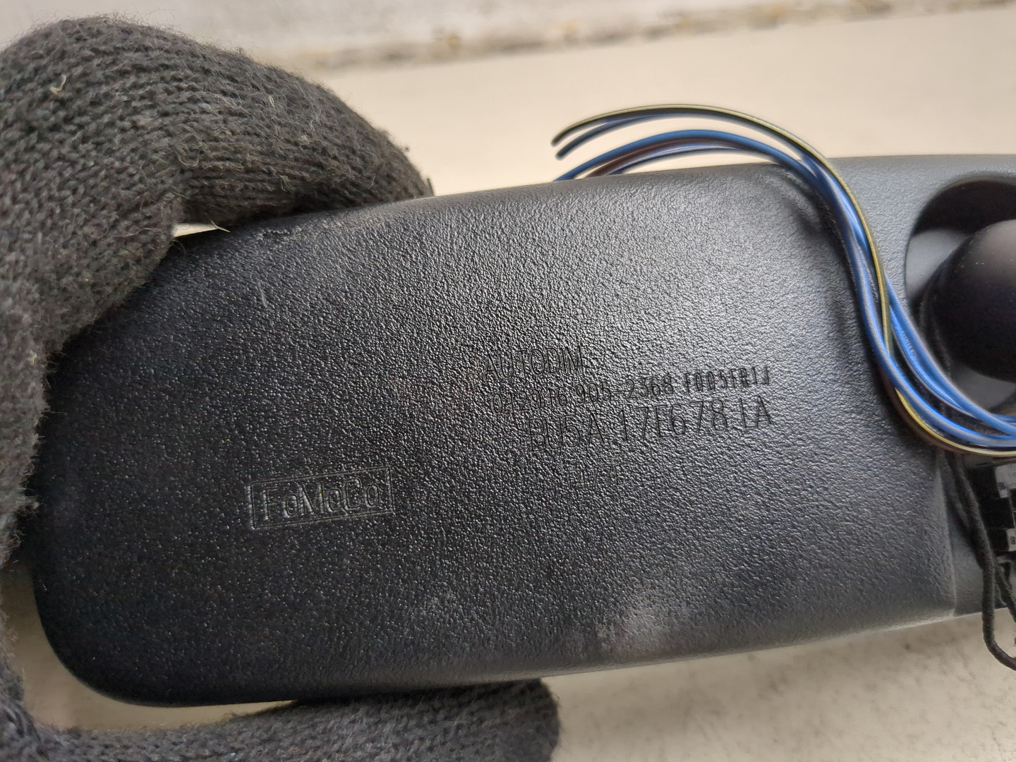 Зеркало заднего вида