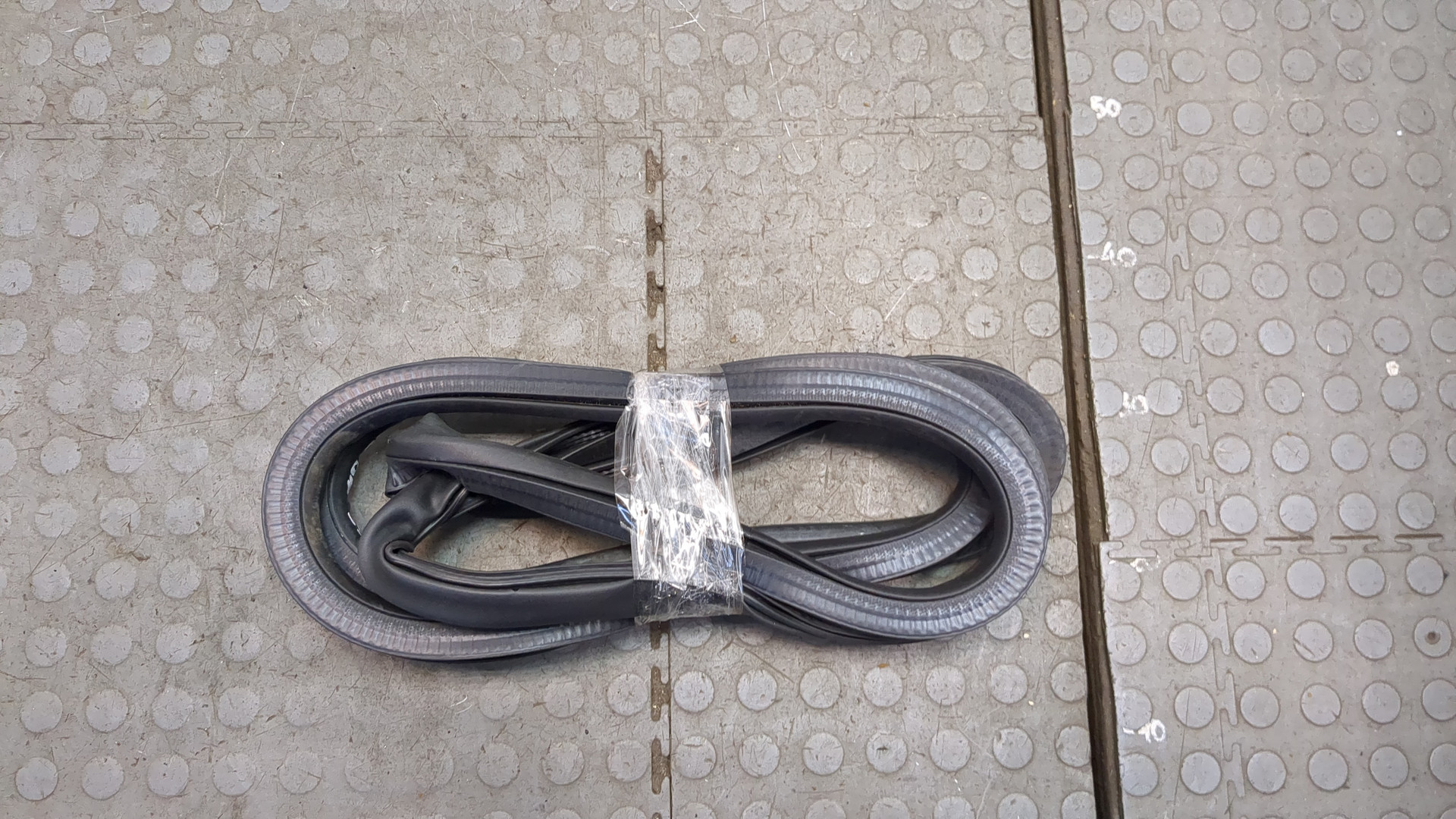 Уплотнитель (наружный)