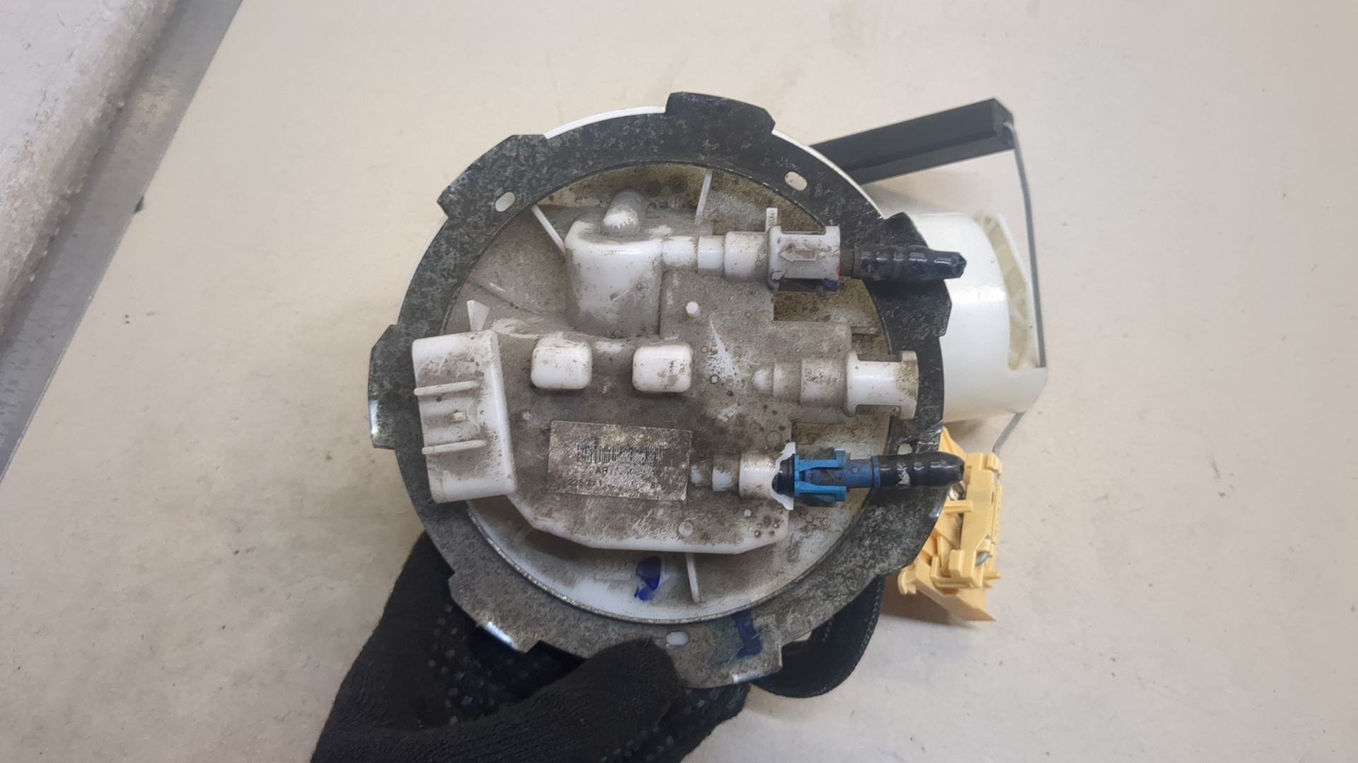 Насос топливный электрический