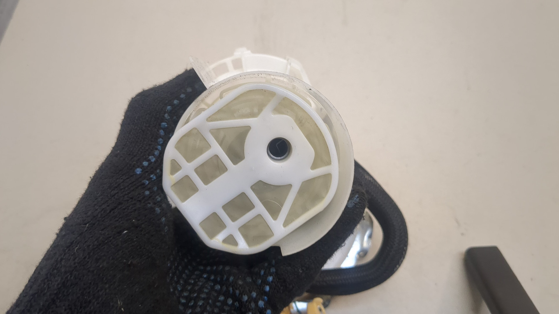 Насос топливный электрический