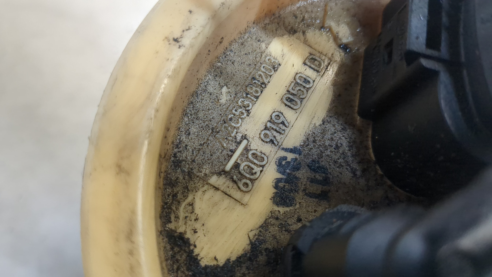 Насос топливный электрический