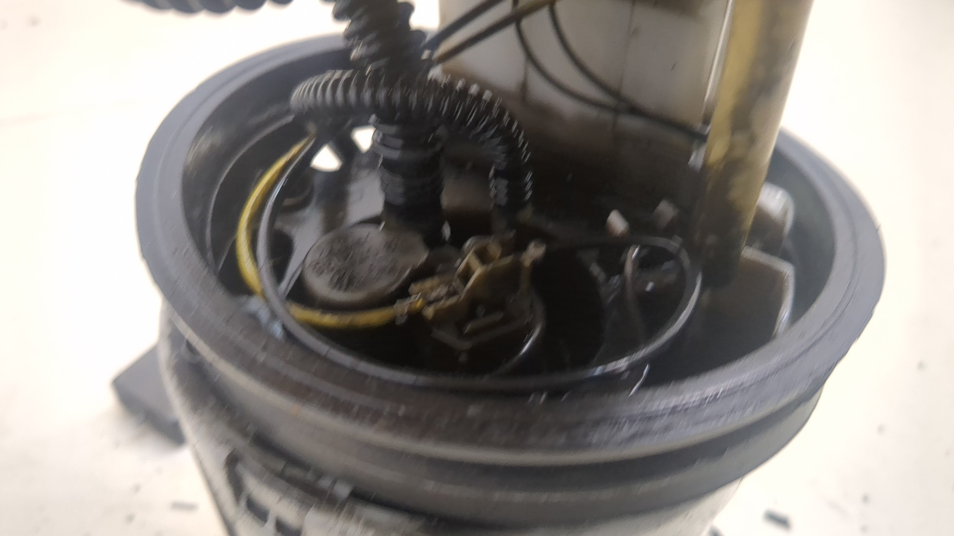 Насос топливный электрический