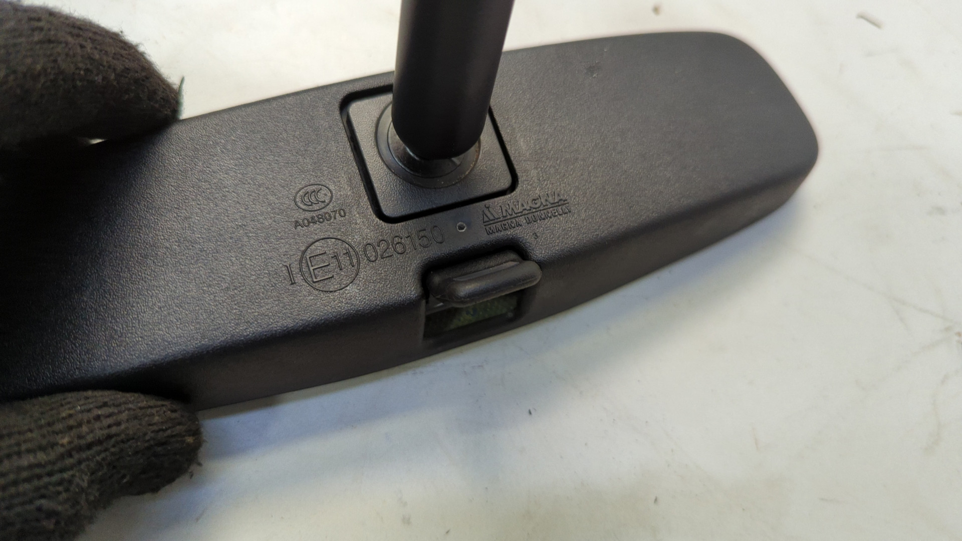 Зеркало заднего вида