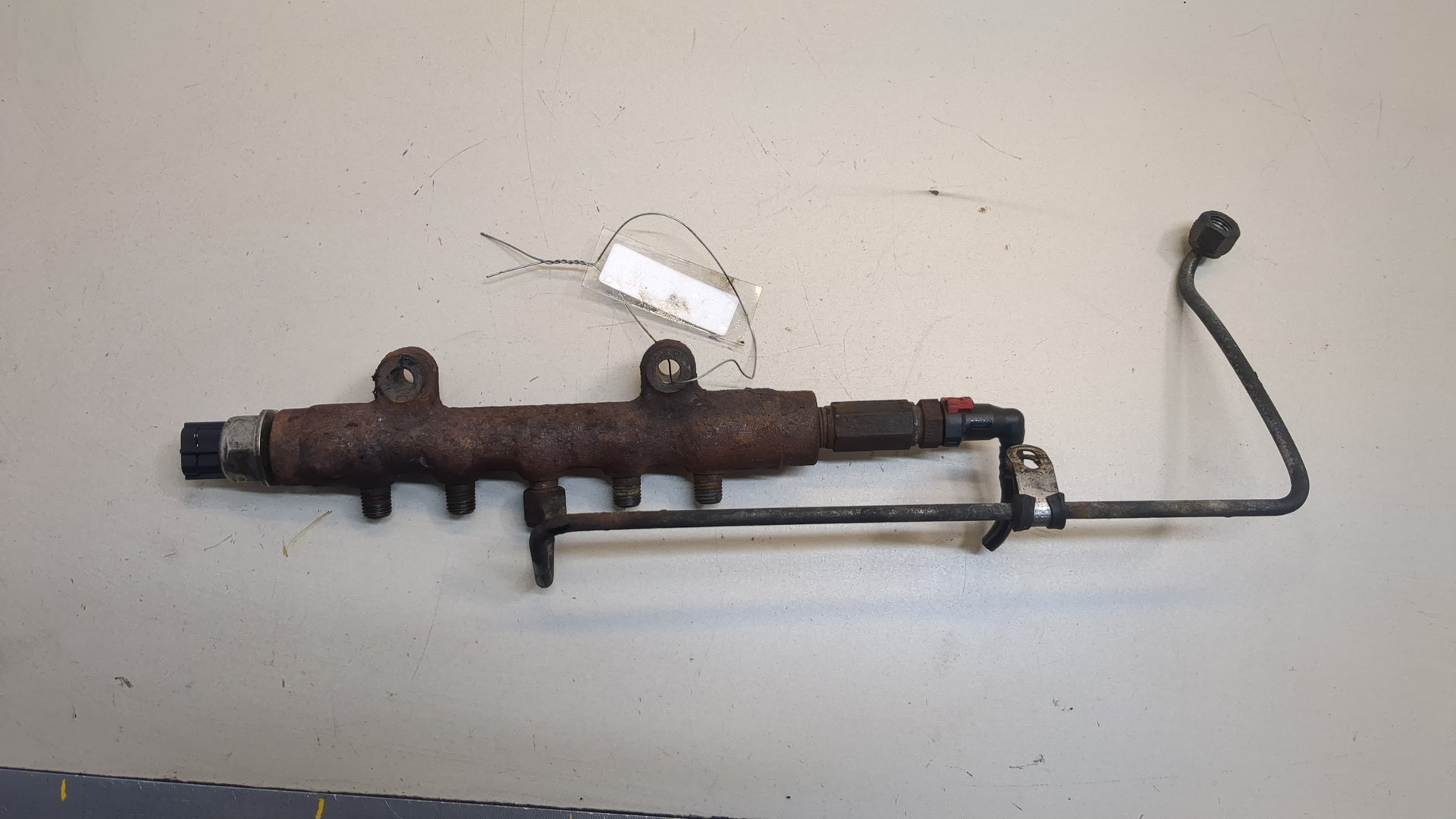 Рейка топливная (рампа)