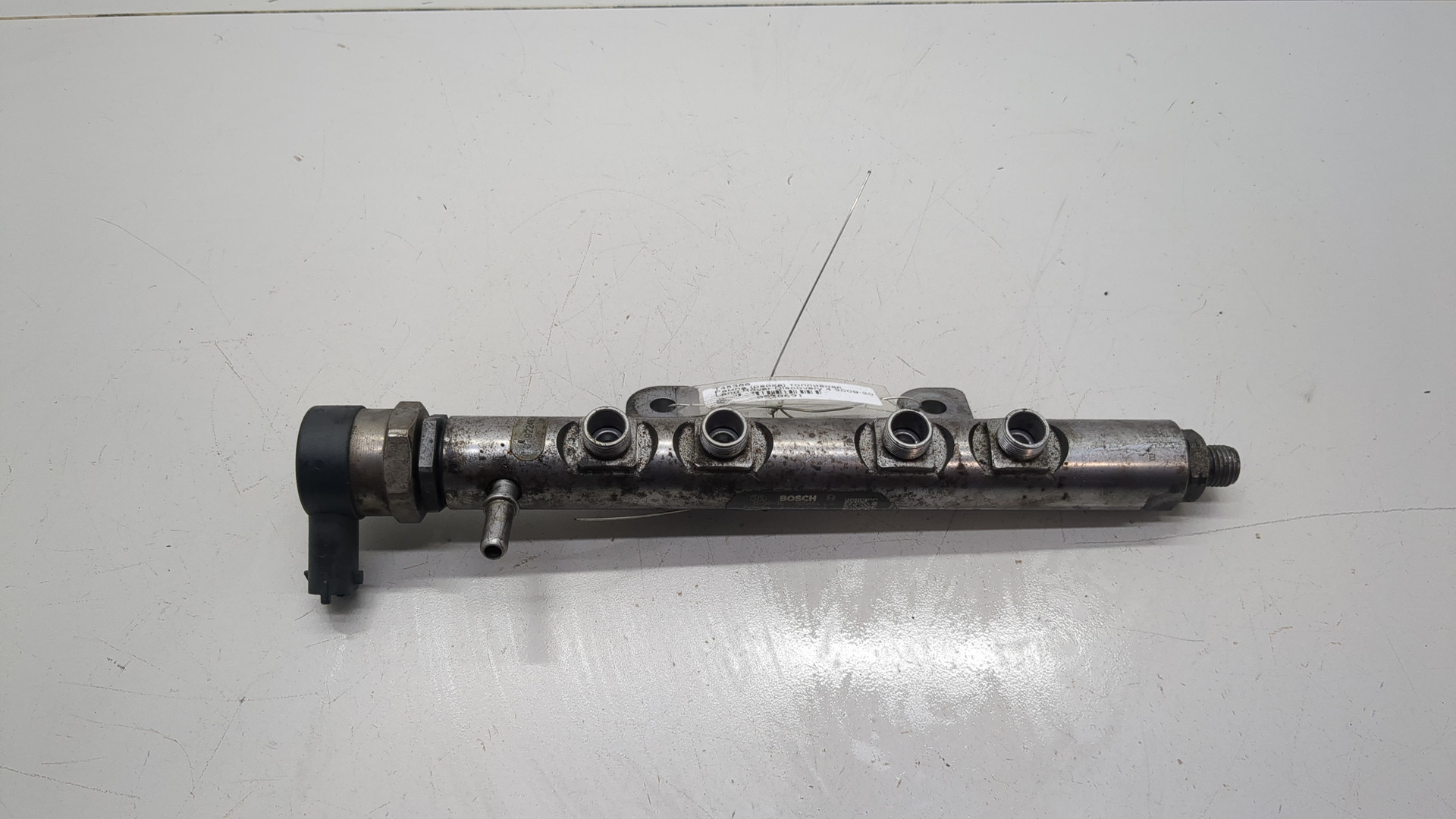 Рейка топливная (рампа)