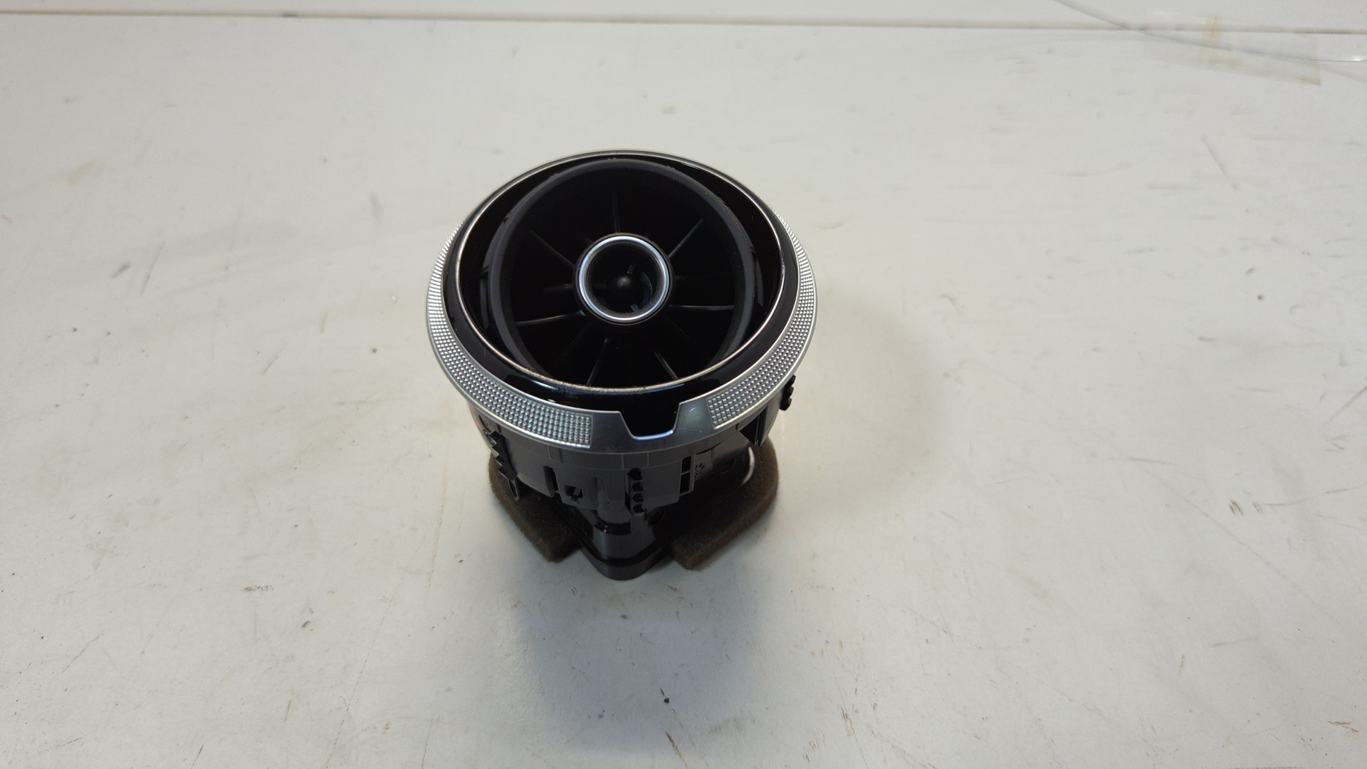 Дефлектор воздушный