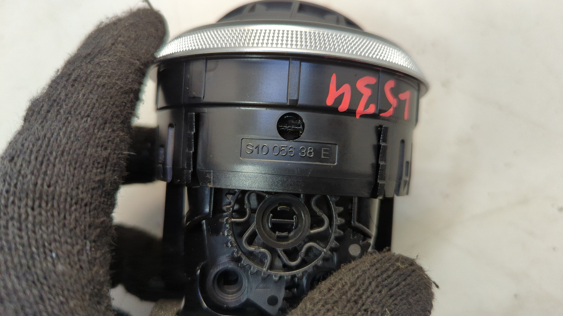 Дефлектор воздушный