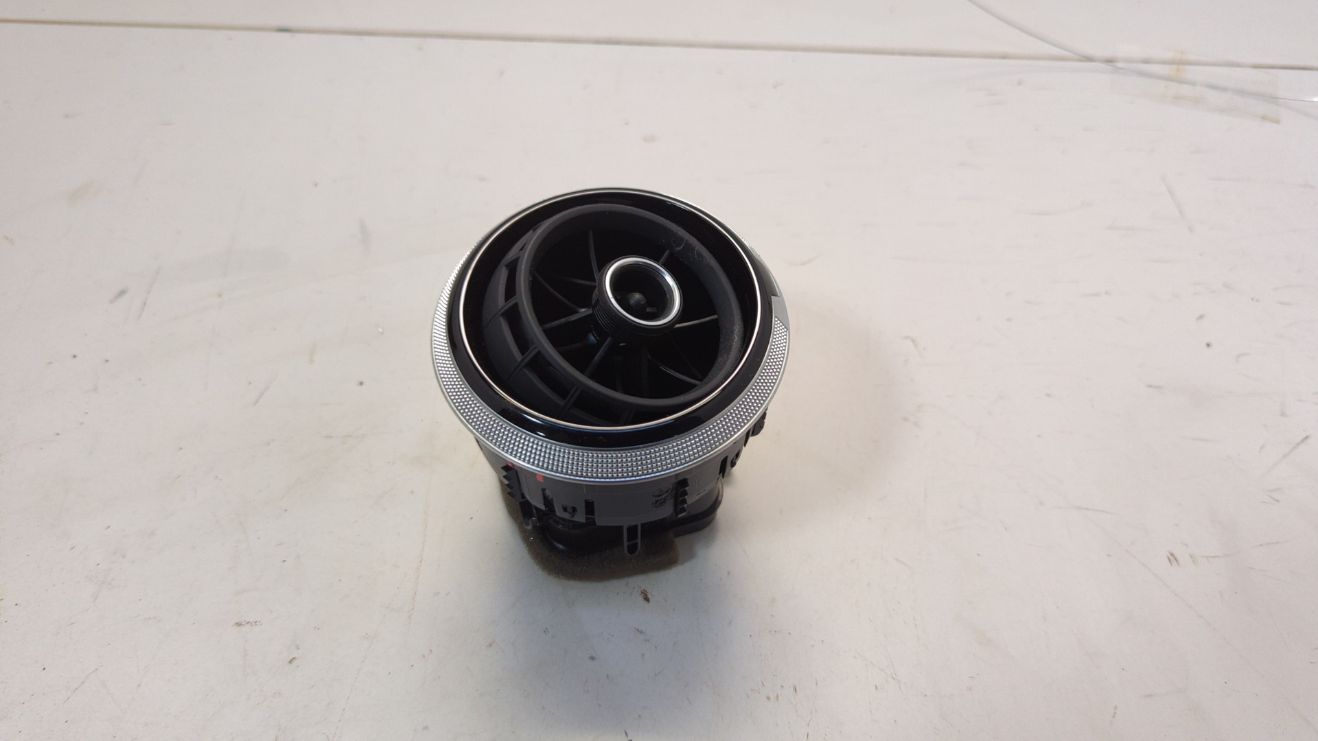 Дефлектор воздушный