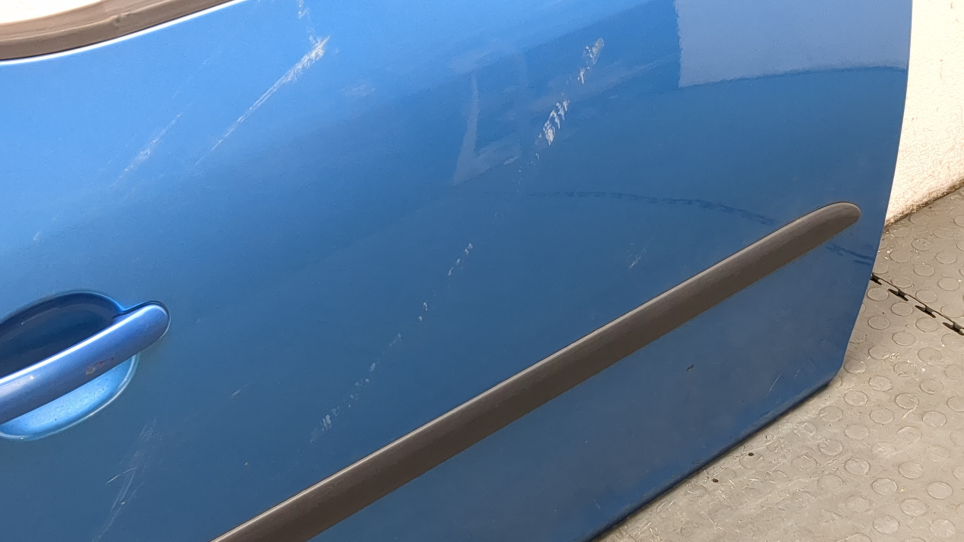 Дверь передняя правая