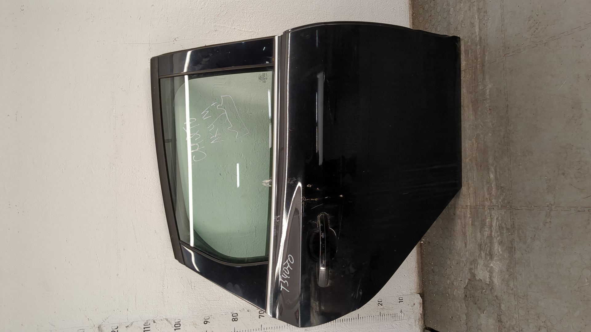 Дверь задняя правая