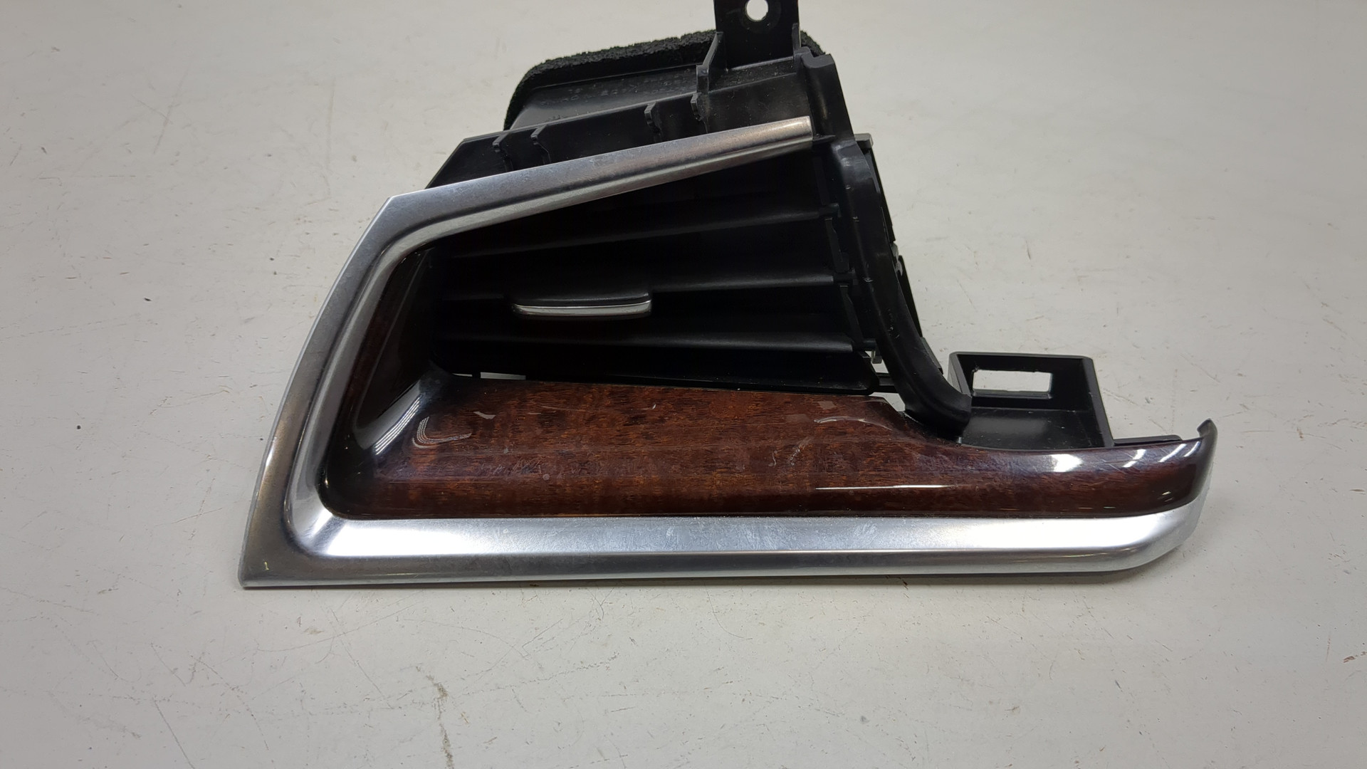 Дефлектор воздушный