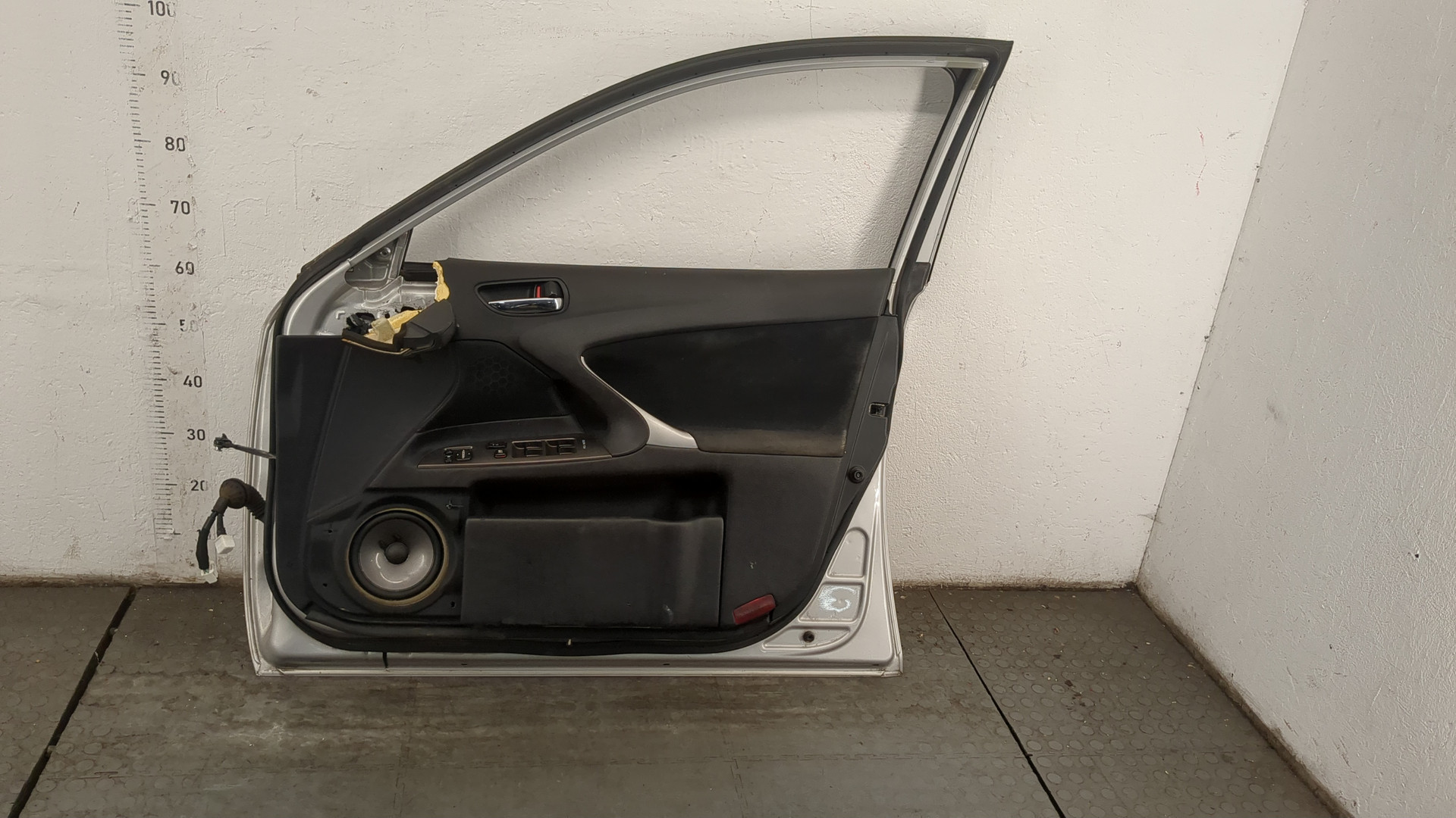 Дверь передняя правая