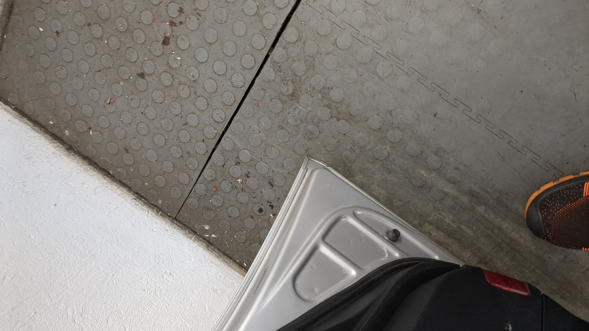 Дверь передняя правая