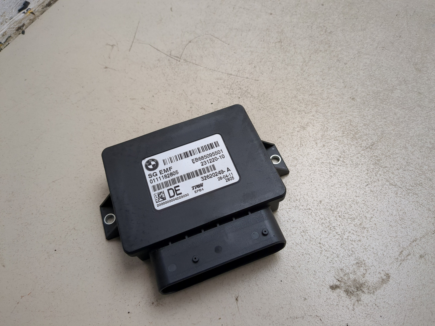 Блок управления парковочным тормозом