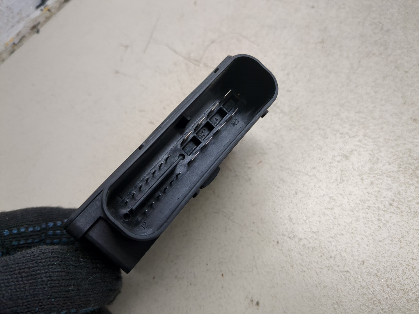 Блок управления парковочным тормозом