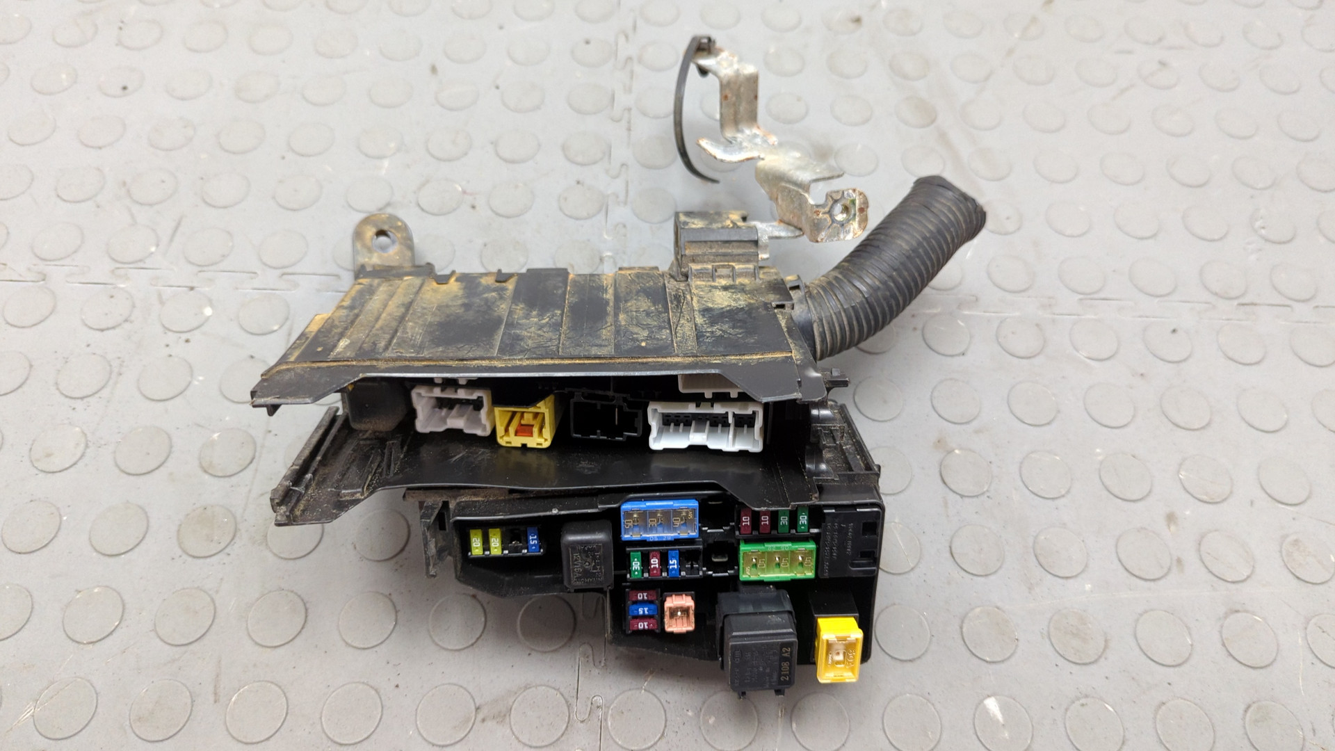 Блок предохранителей