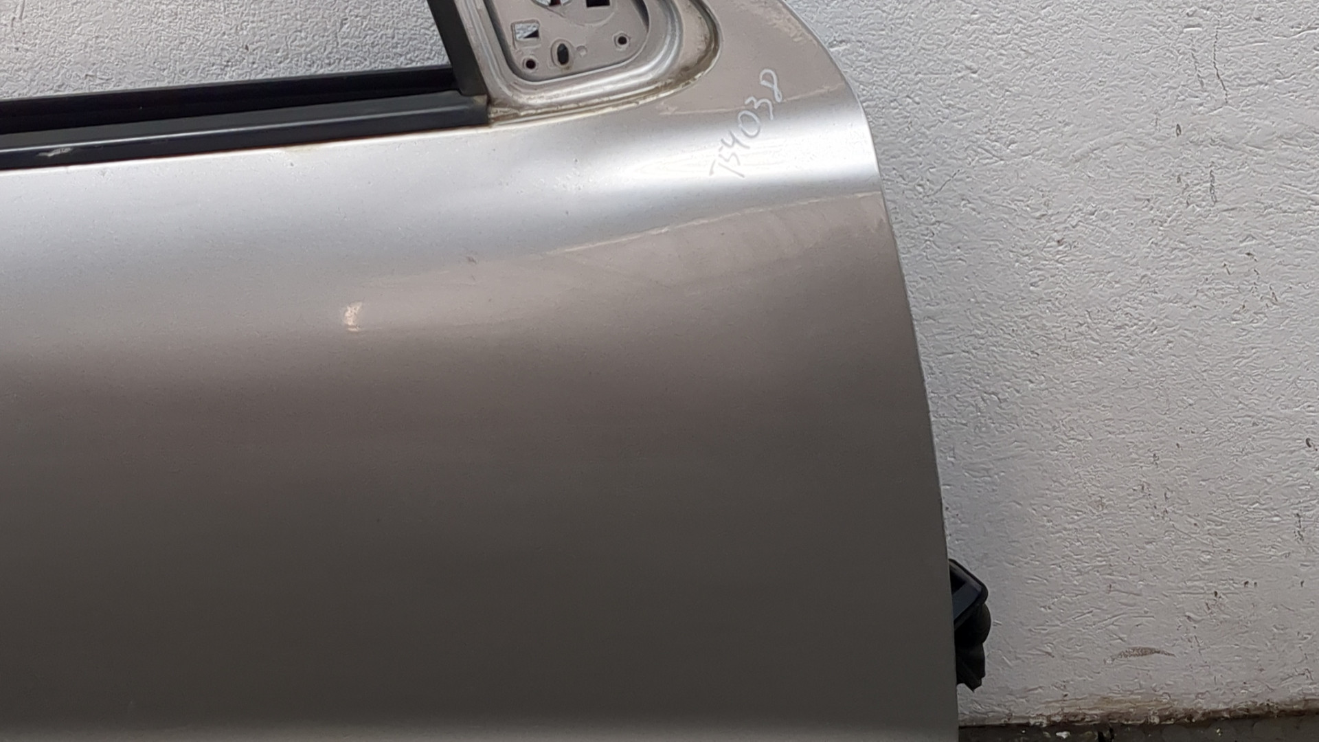 Дверь передняя правая