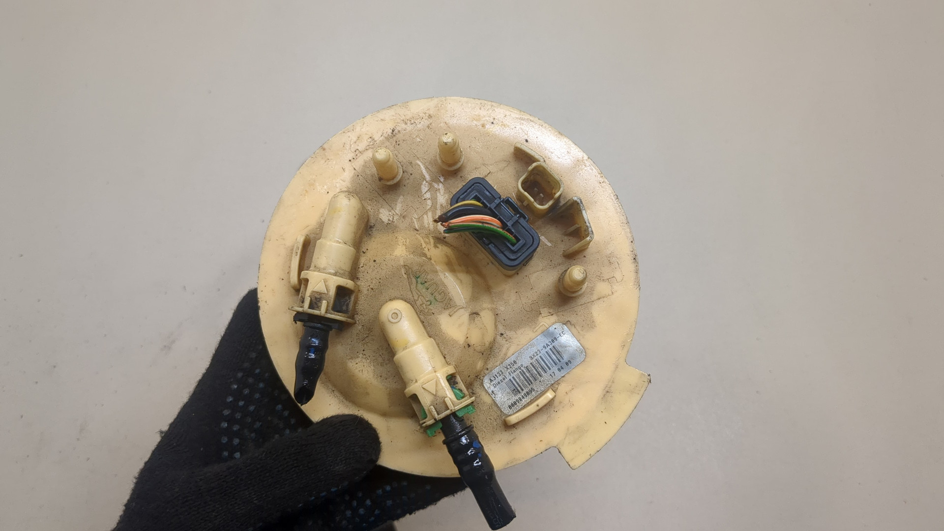 Насос топливный электрический