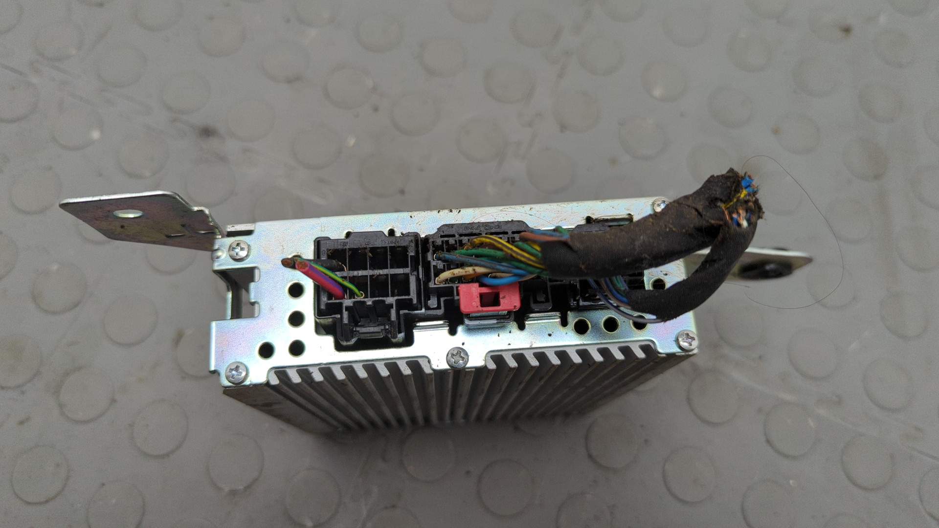 Усилитель акустической системы