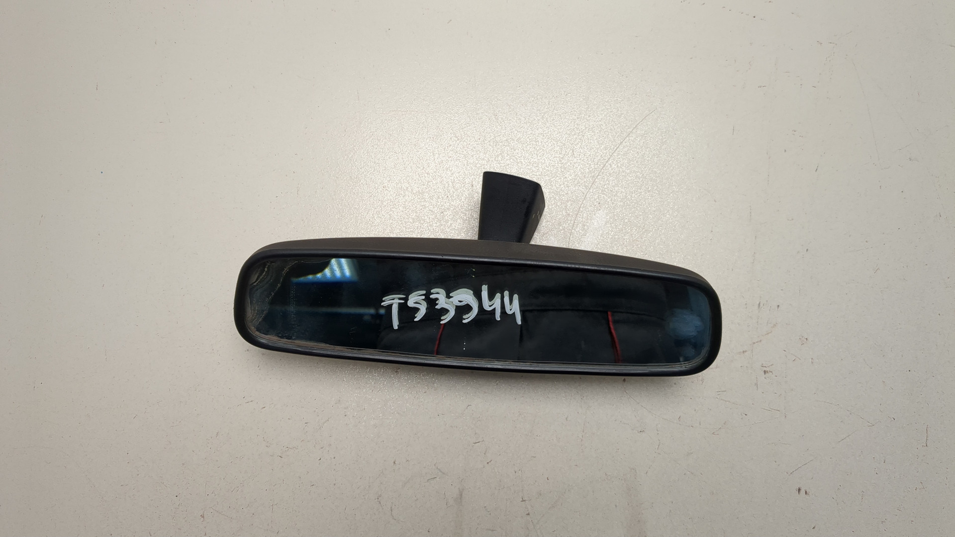 Зеркало заднего вида