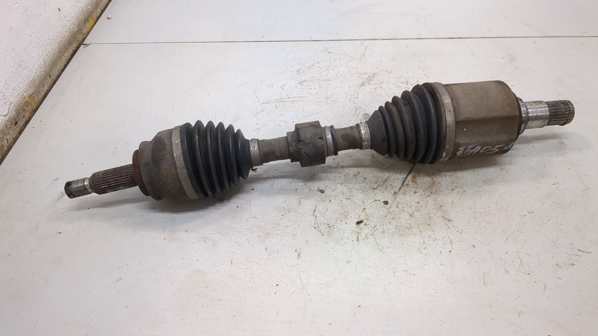 Полуось передняя левая