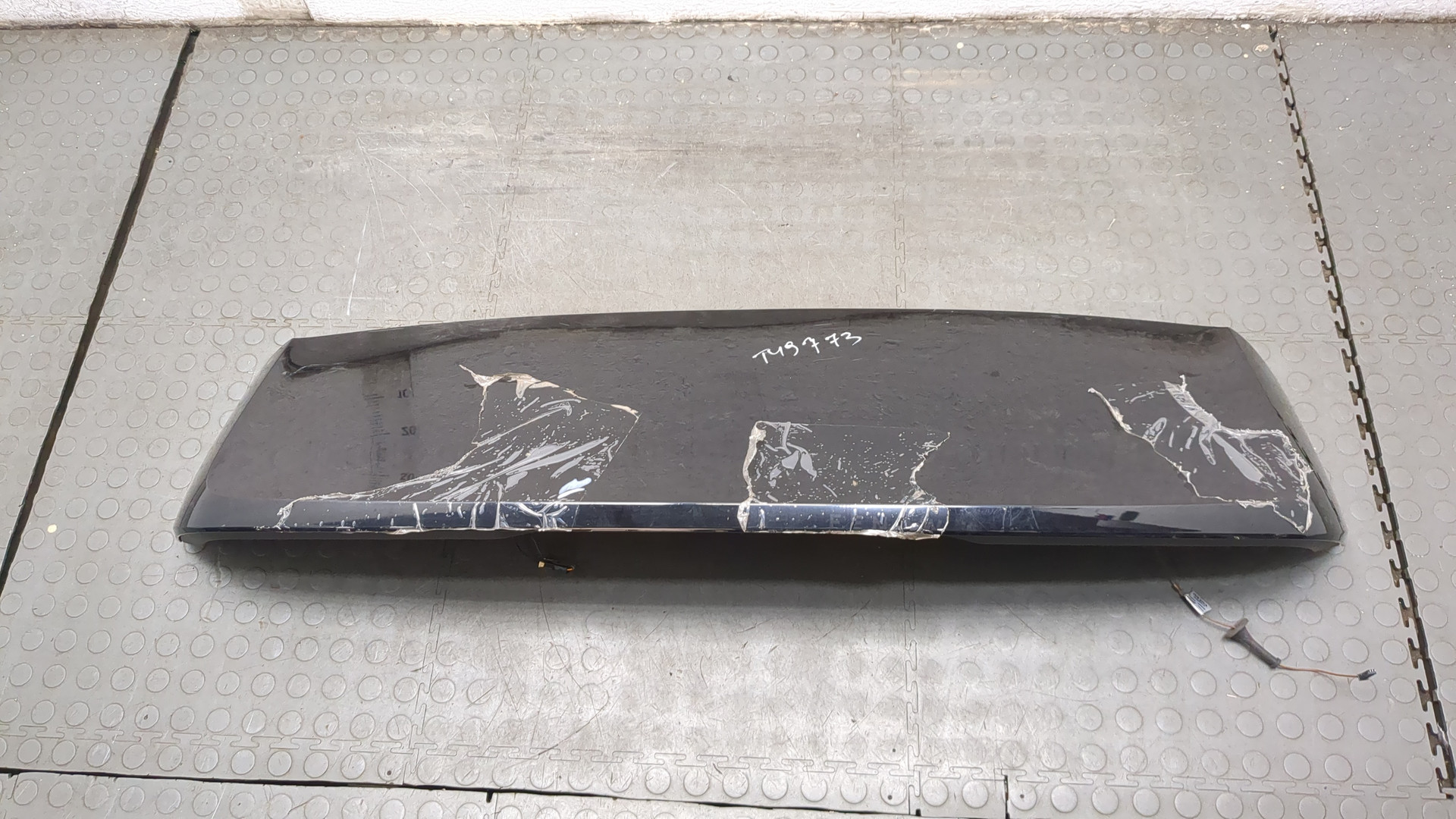 Спойлер переднего бампера