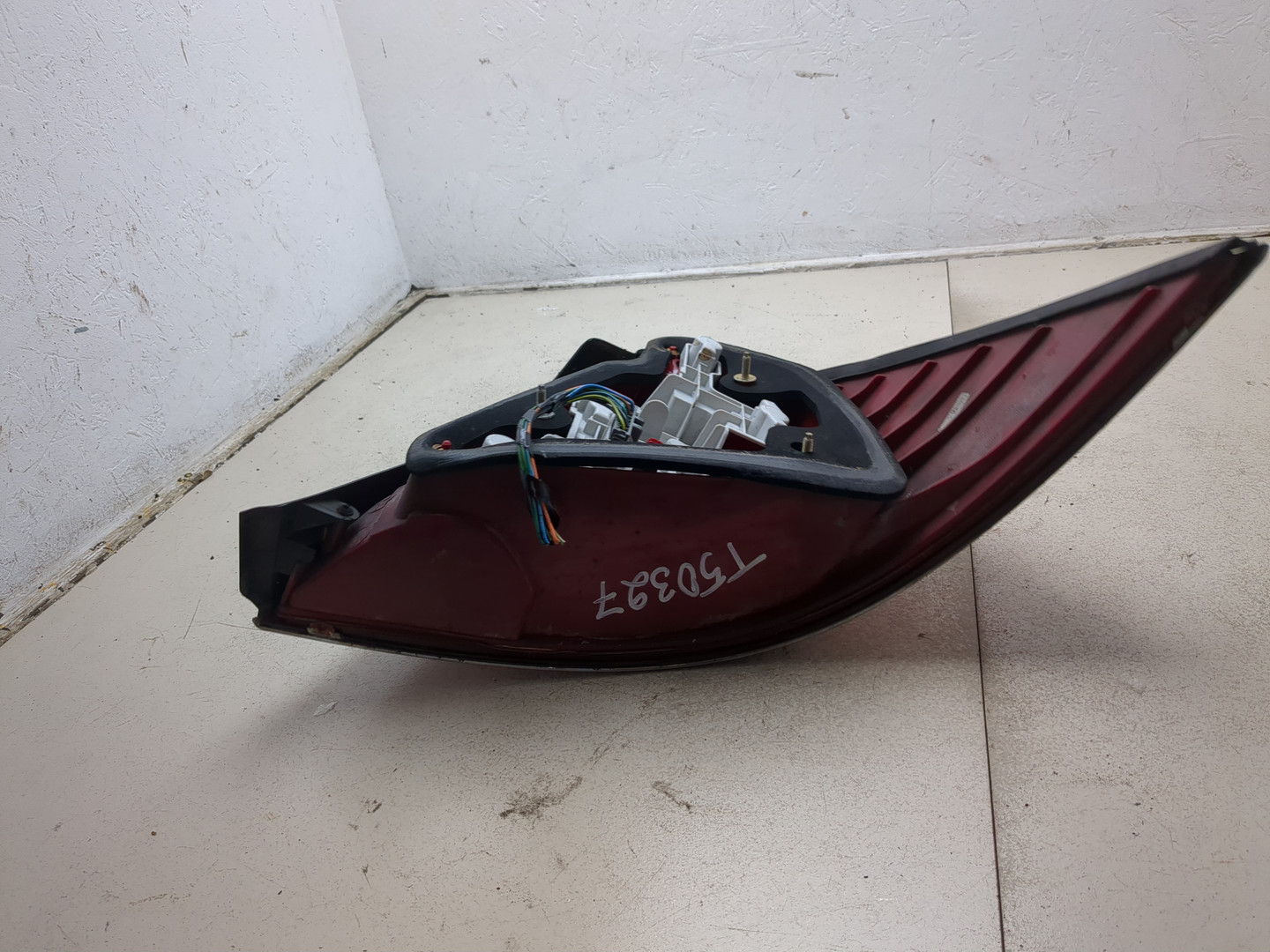 Фонарь задний левый