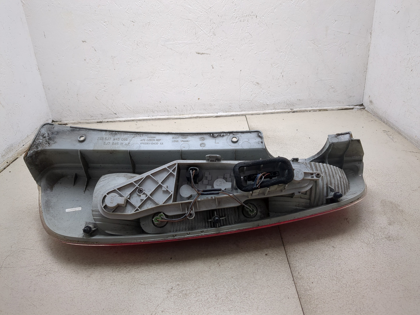 Фонарь задний левый