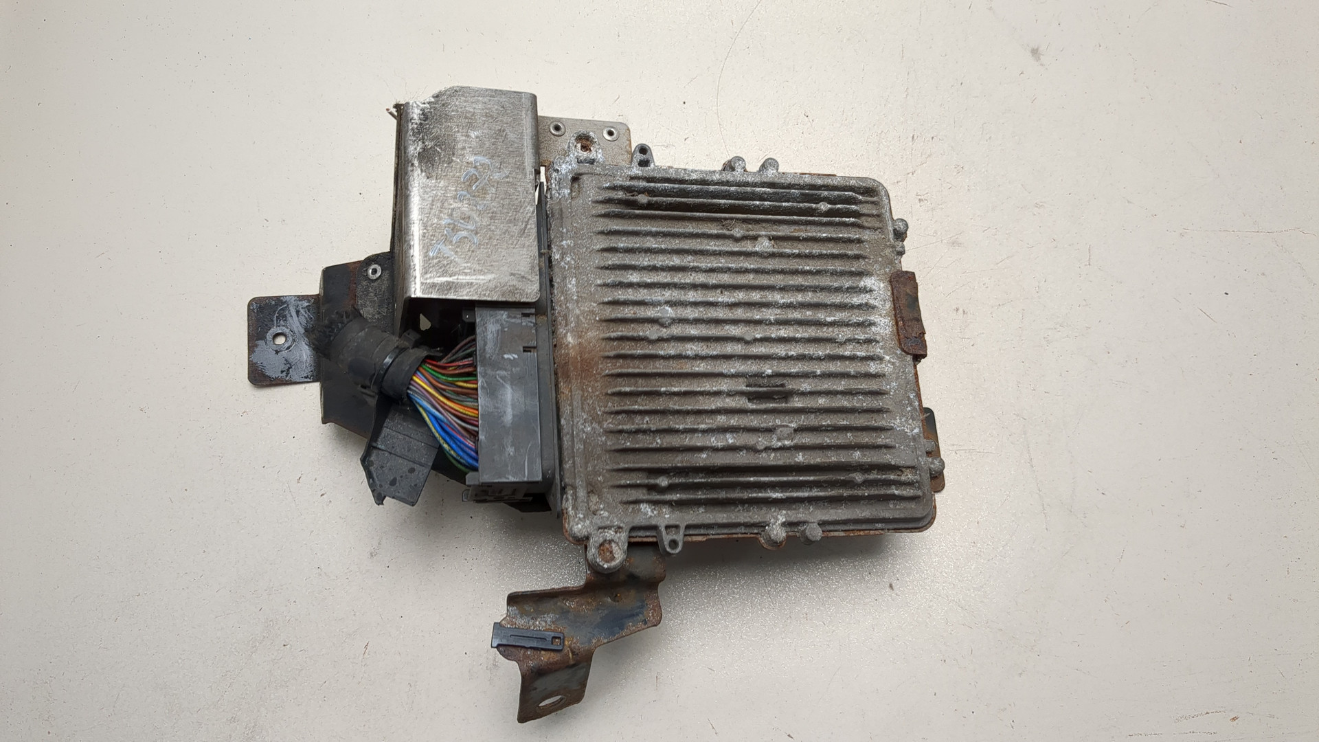 Блок управления двигателем