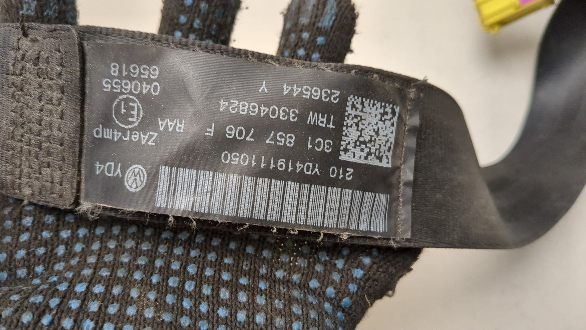 Ремень безопасности