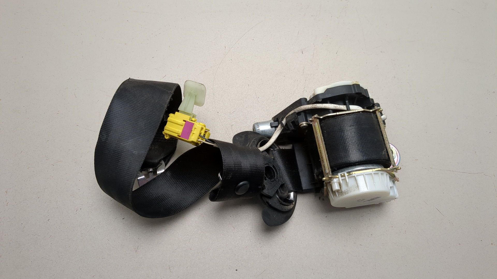 Ремень безопасности