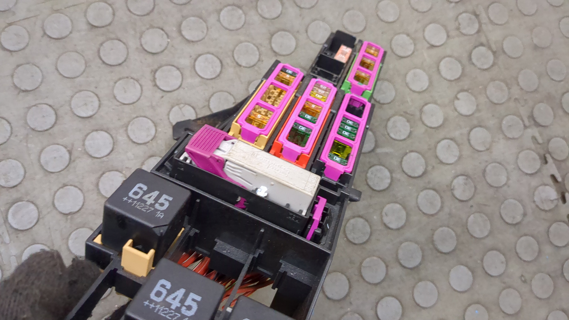 Блок предохранителей