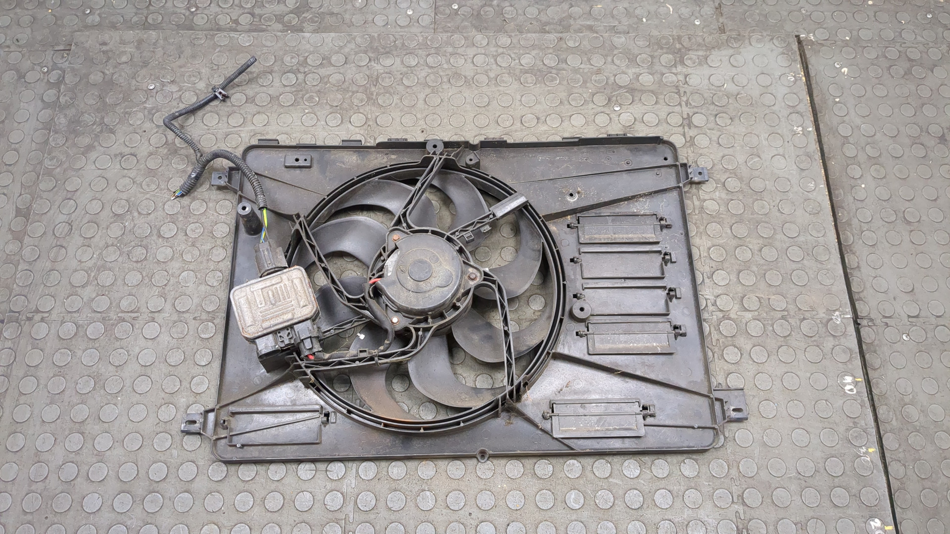 Вентилятор радиатора