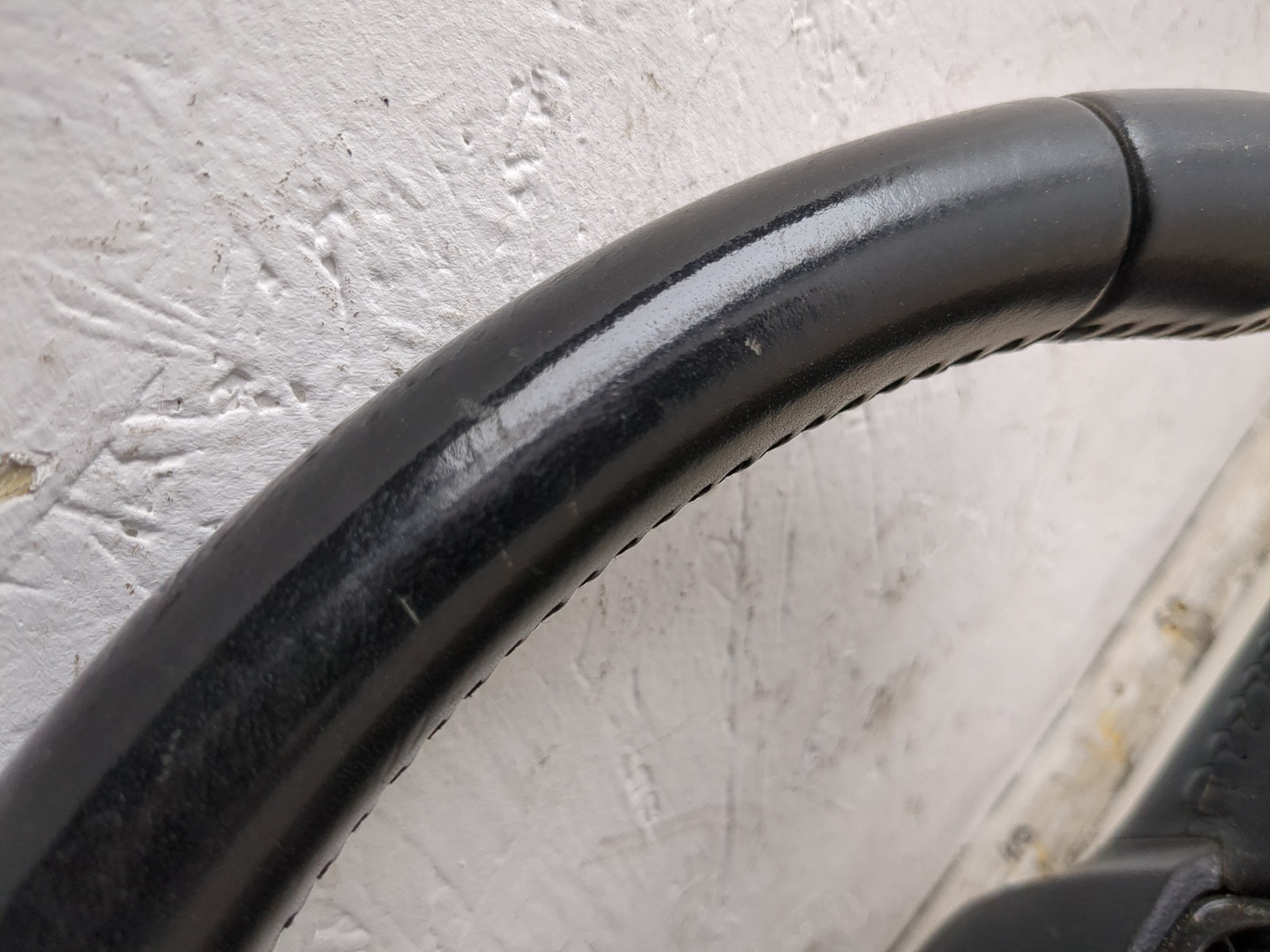 Рулевое колесо (руль)