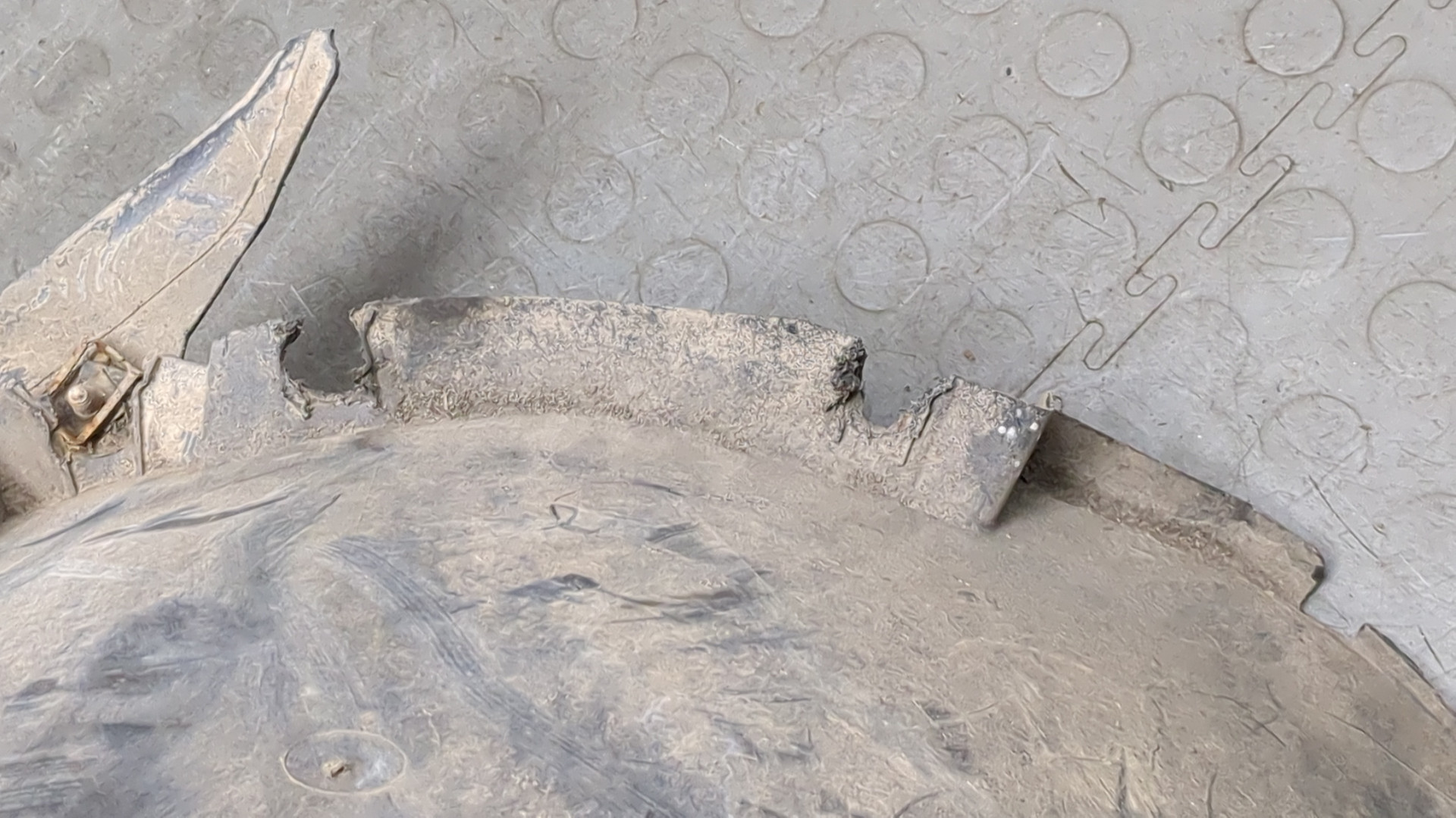 Локер передний правый