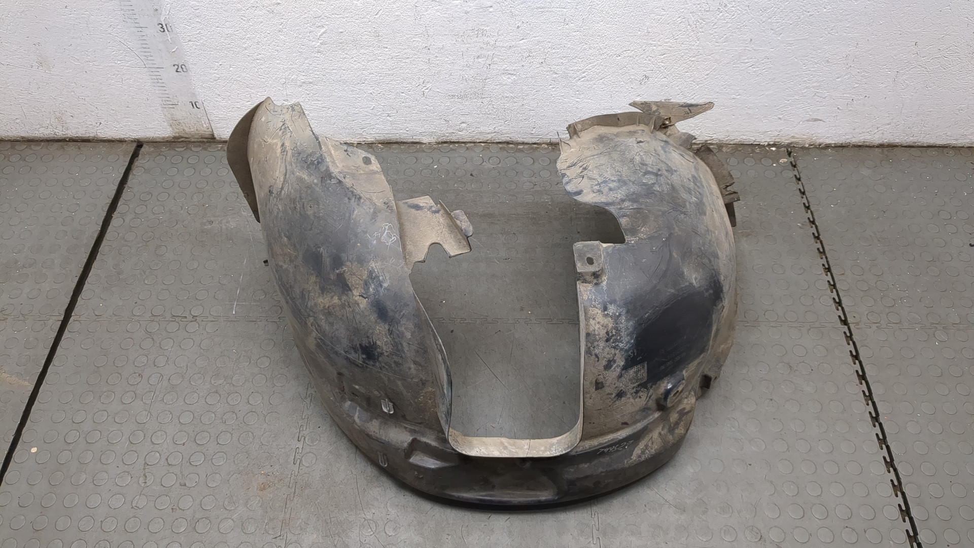 Локер передний правый