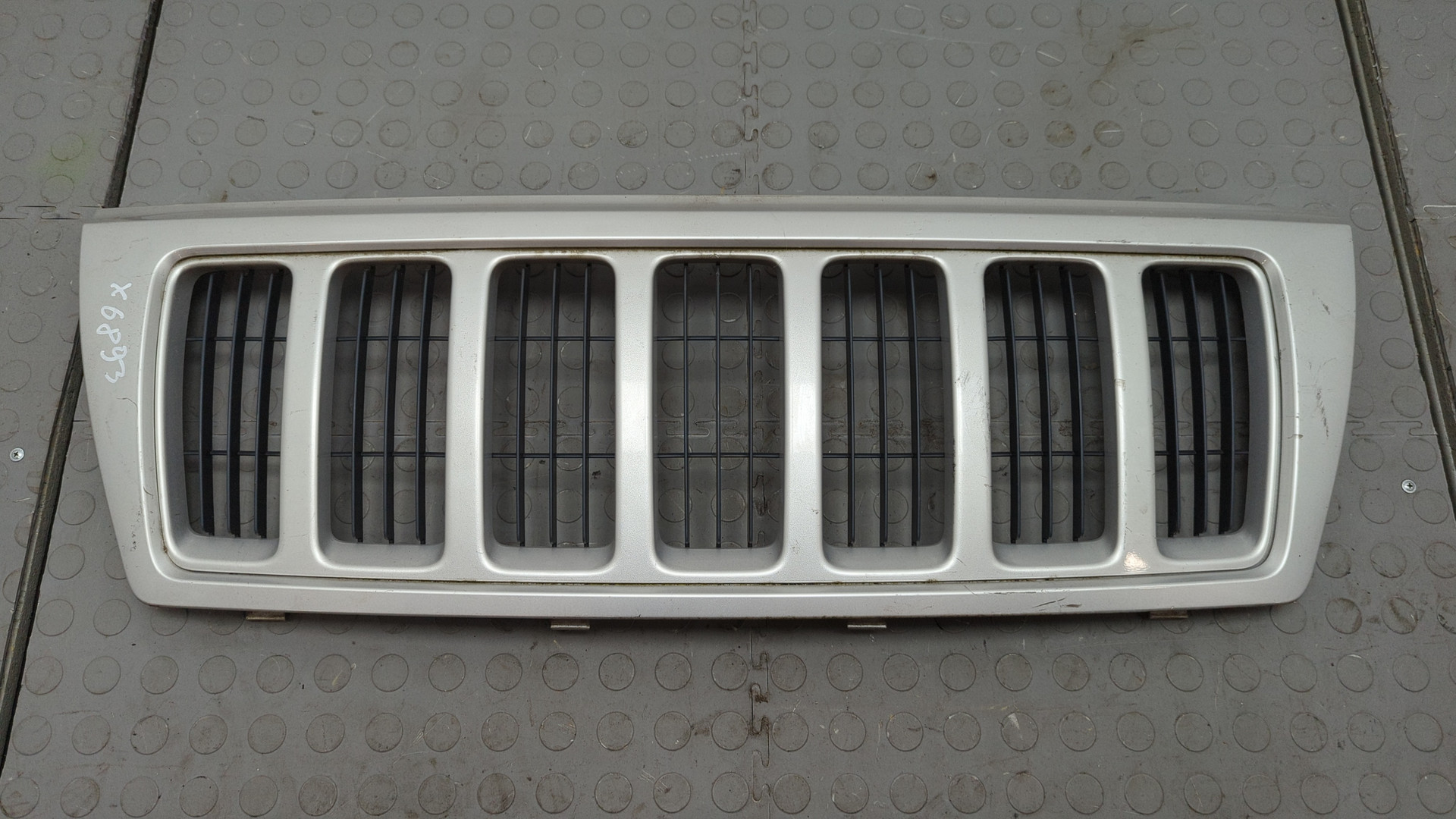 Решетка радиатора