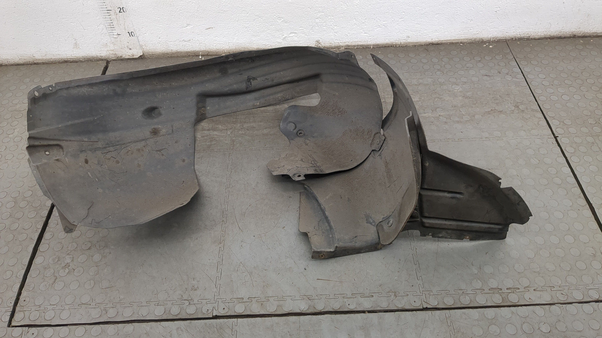 Локер передний правый