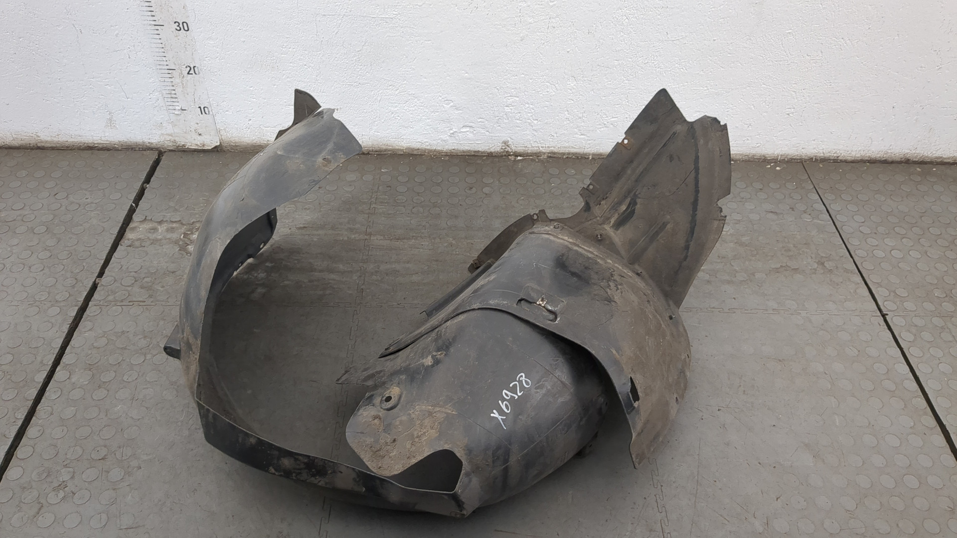 Локер передний правый