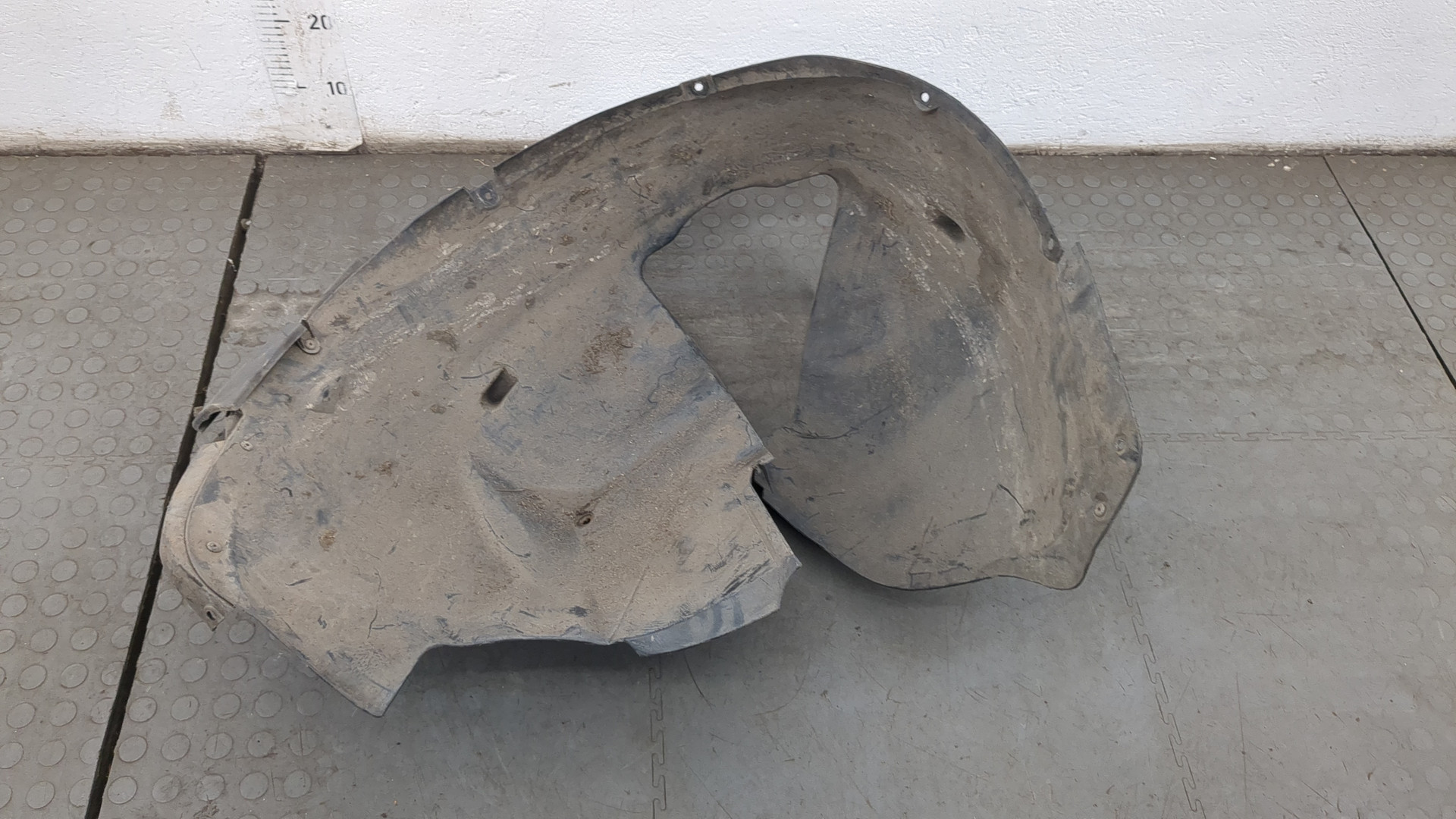 Локер передний левый