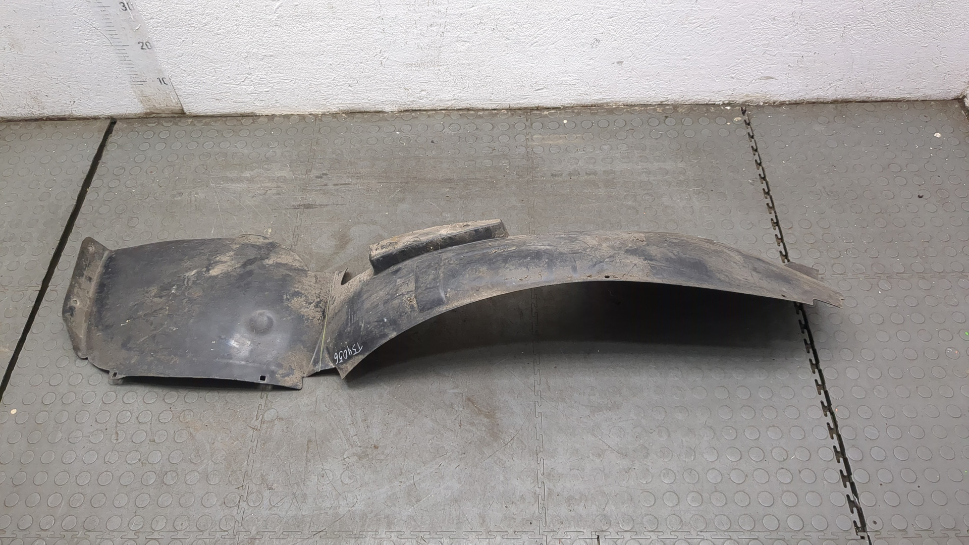 Локер передний левый