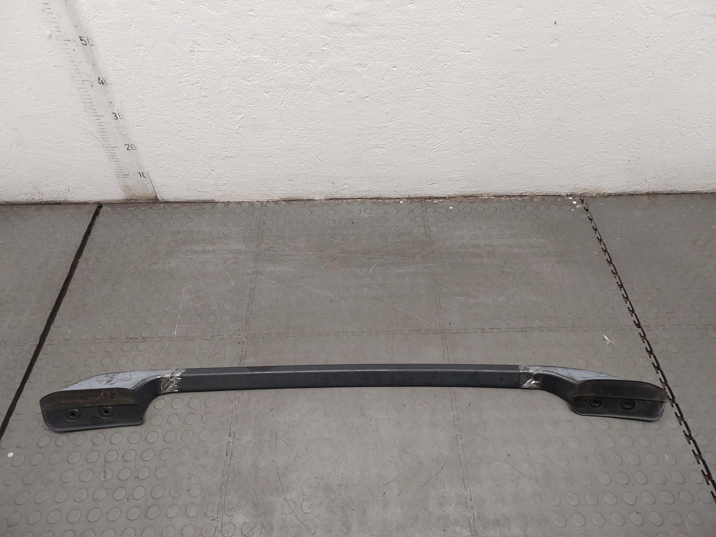 Рейлинг (релинг) левый (планка на крышу)