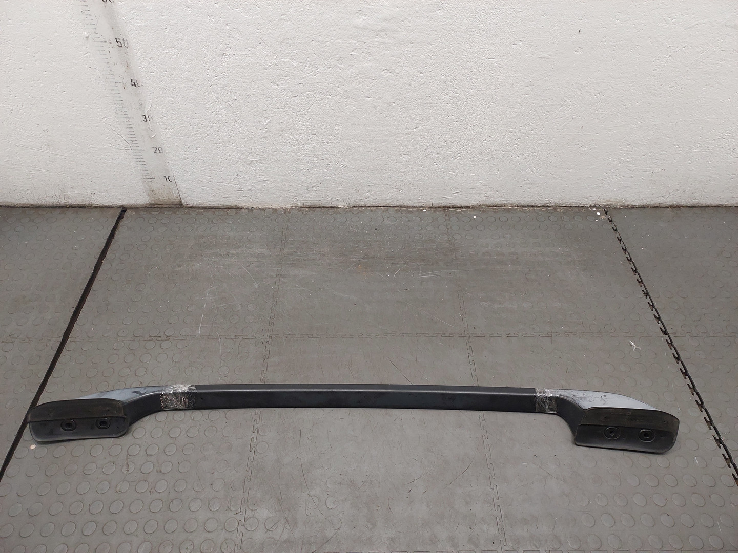 Рейлинг (релинг) правый (планка на крышу)